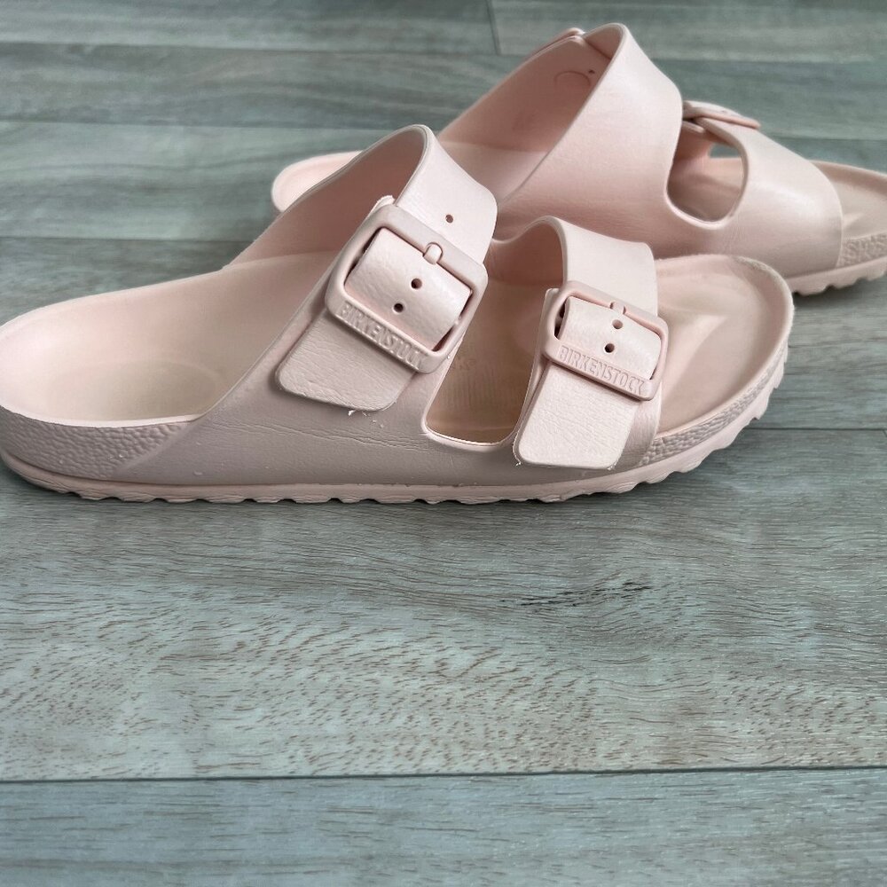 BIRKENSTOCK Eva Light Pink Arizona Sandal- Size 39